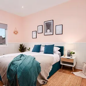 2 Bedroom Harrogate